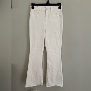 American Eagle Super Stretch Highest Rise Flare Jeans White Size 6 Short